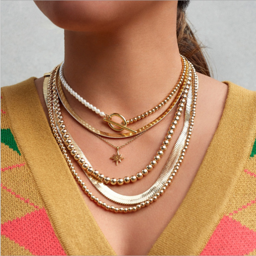Popular design of fashionable natural pearl necklaces women short chain neck accessories wholesale