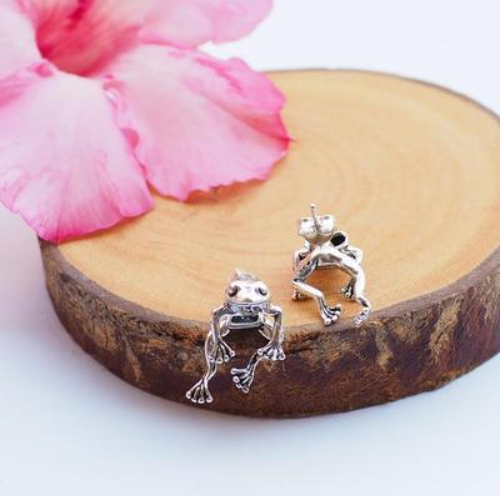 Hot Fashion 3D Silver Retro Cute Frog Earring Gothic Animal Piercing Stud Earring Female Charm Jewelry Gift