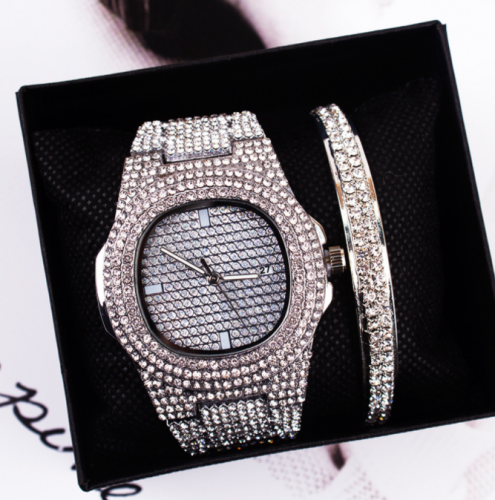 HOT Diamond fashion watch set bracelet ladies wristwatch men